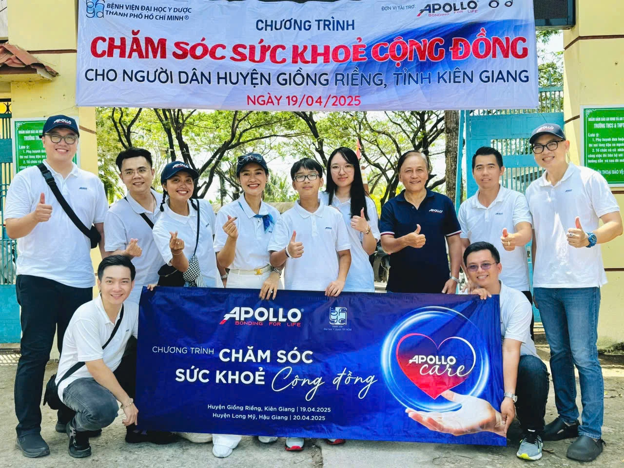 https://static.quochuyanhcorp.vn/21544/2025/Thiện nguyện Kiên Giang/z6546305745778_43beddd00e806928224588ba4f26b3f1.jpg